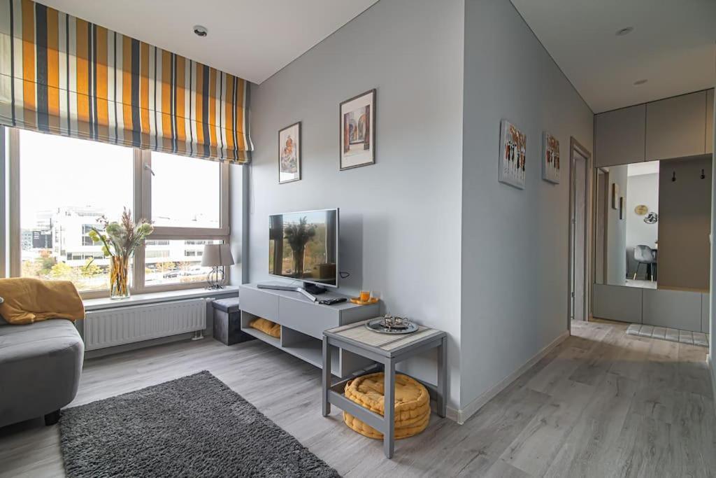 Stylish And Cosy 1-Bedroom Apartment By Urban Rent Vilnius Luaran gambar